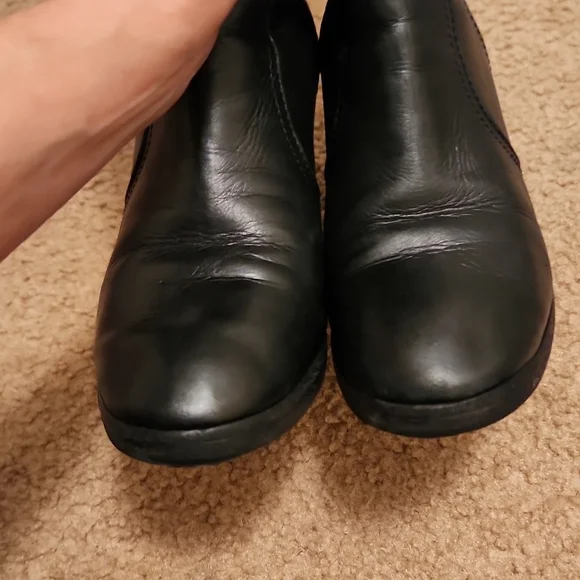 Tory Burch Sullivan Knee Boots - Picture 4 of 16